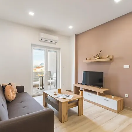 Apartments Villa Salona Sky Exterior photo