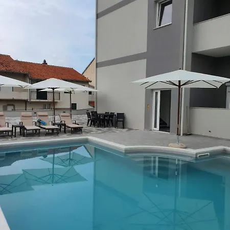 Apartments Villa Salona Sky Exterior photo