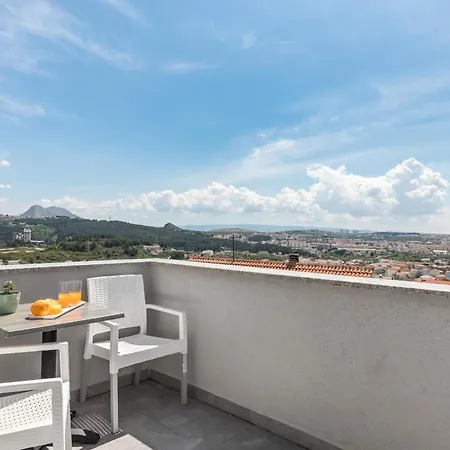 Apartments Villa Salona Sky Room photo