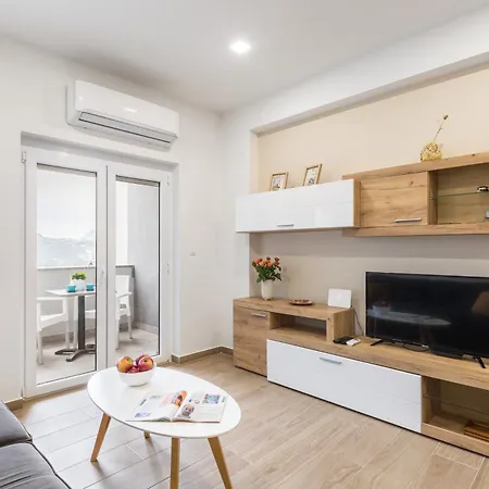 Apartments Villa Salona Sky Room photo
