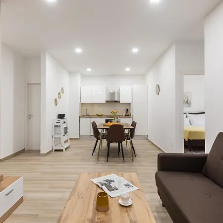 Apartments Villa Salona Sky Room photo