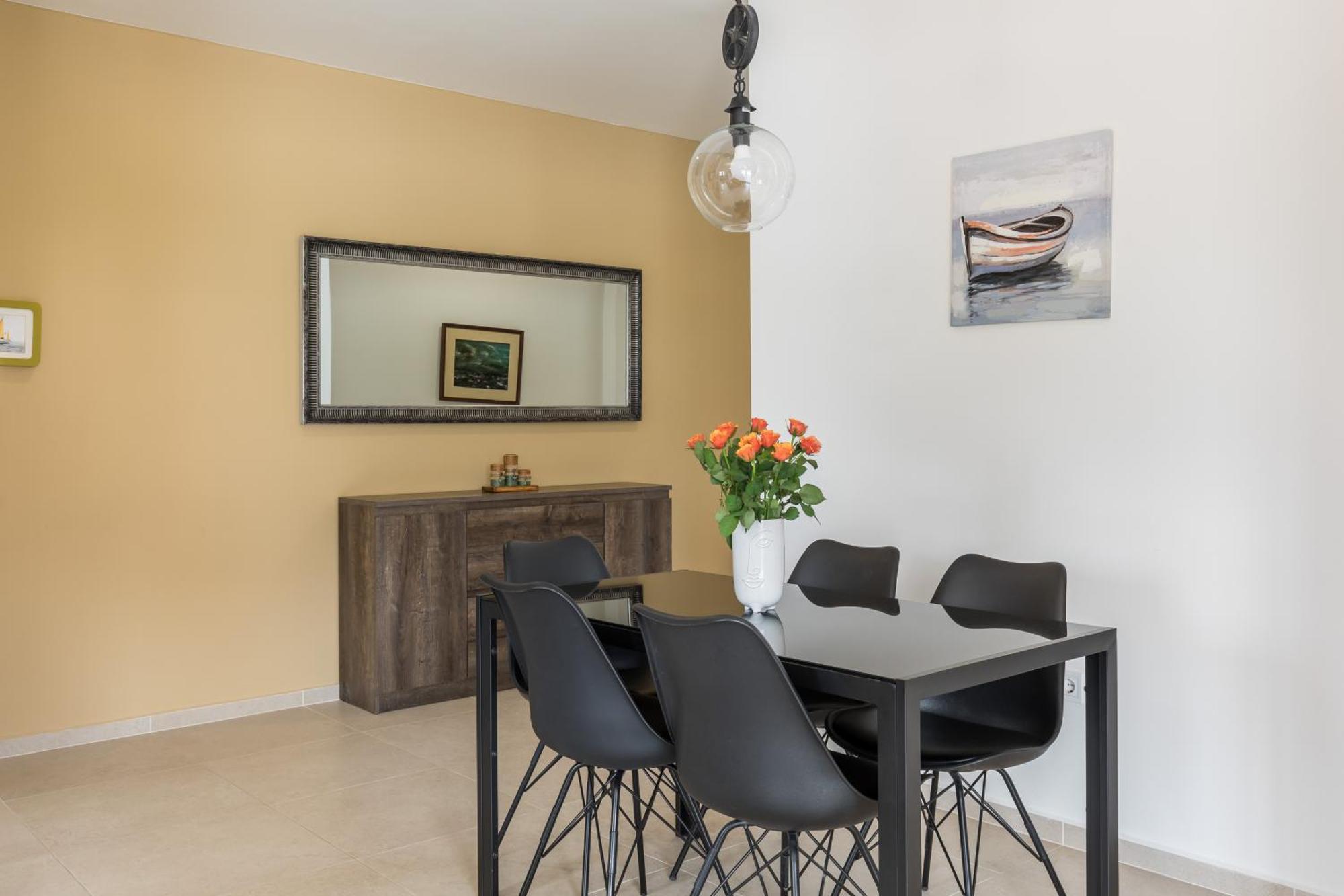 Apartment Sky Solin
